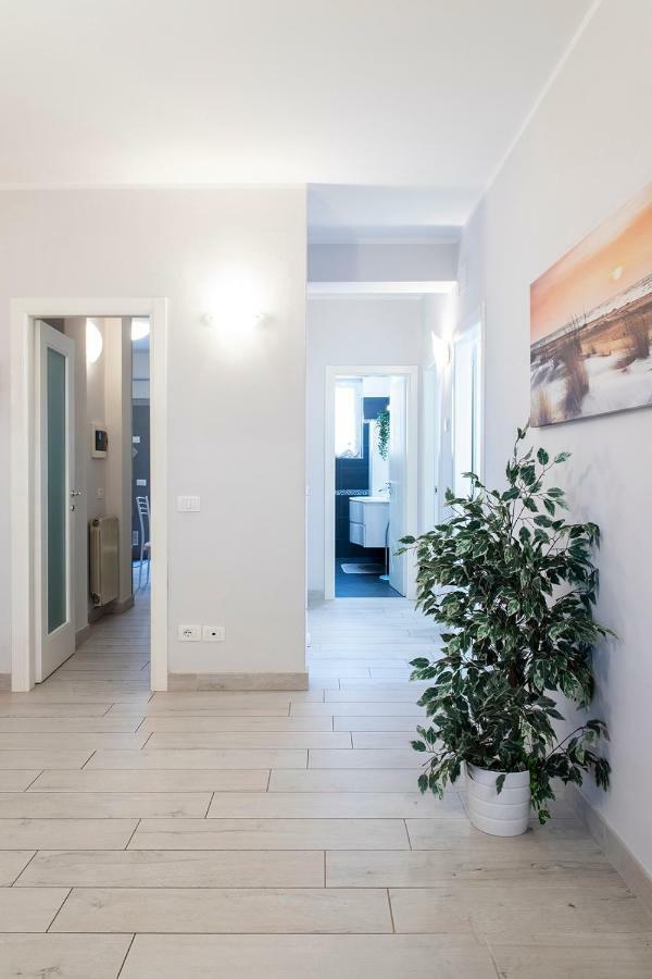 Appartamento Alex Vista Mare Lido di Camaiore Dış mekan fotoğraf